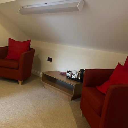 The Lion Hotel Blaenavon Esterno foto