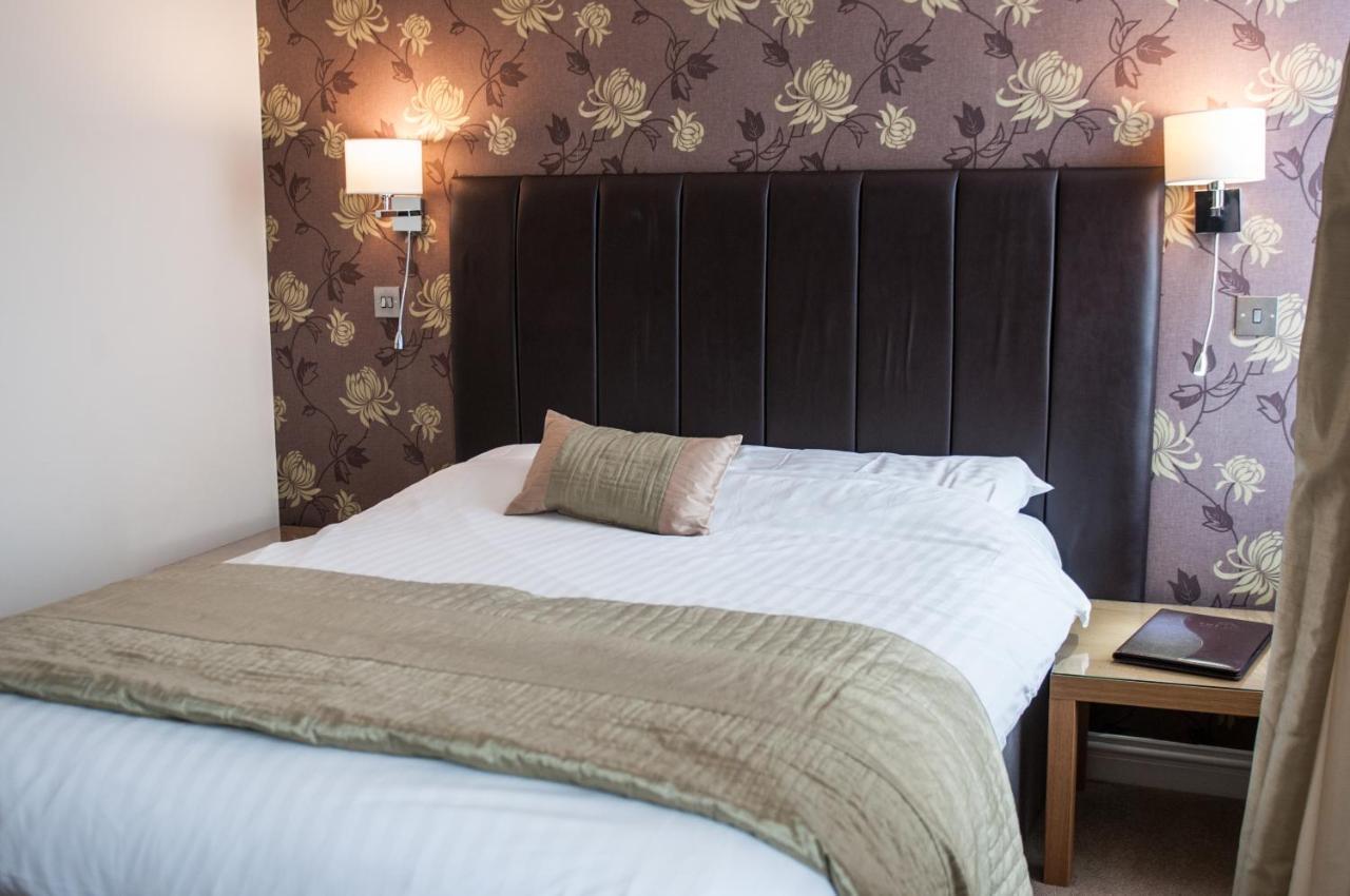 The Lion Hotel Blaenavon Esterno foto