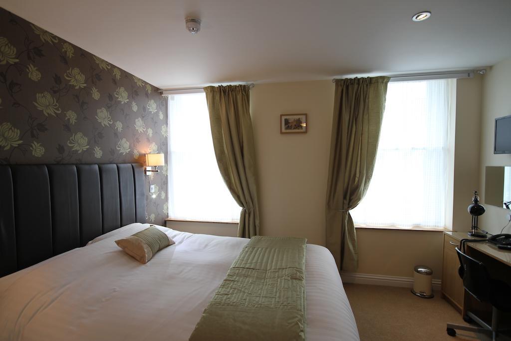 The Lion Hotel Blaenavon Camera foto